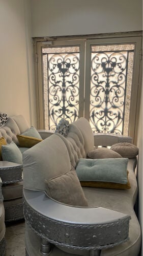     Sofas ‏