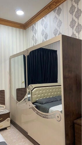 900 ريال