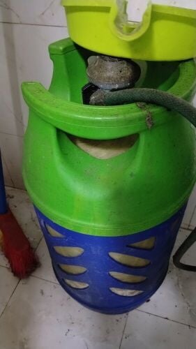 Gas stove and gas cylinder for sale
