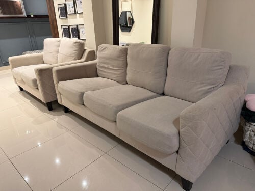 3 seater and 2 seater sofa