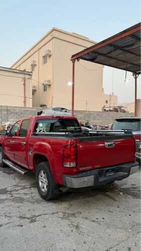 GMC sierra 4door 2009