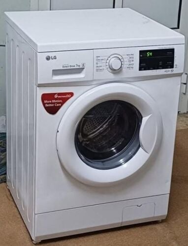 washing machine for sell 7kg.