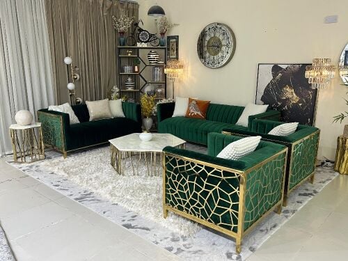 طقم كنب فاخر للبيع. 70352153