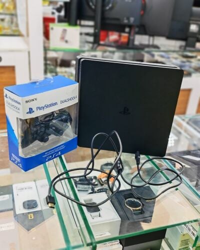 بي اس ٤