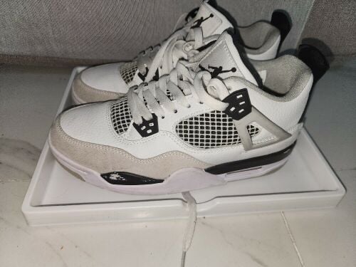 military black Jordan 4