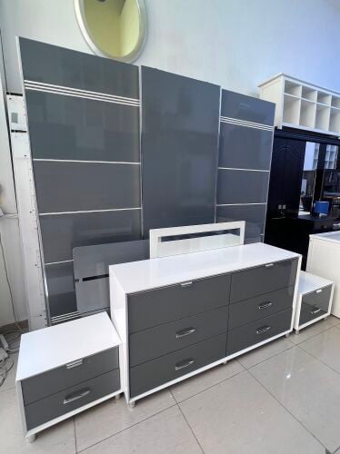 For sale complete bedroom set