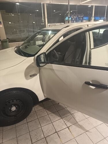 Mitsubishi pickup