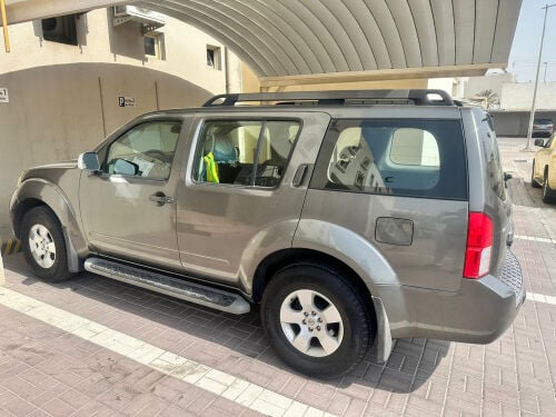 Car in excellent condition, like new.