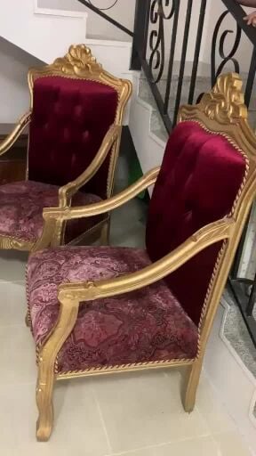 للبيع كراسي