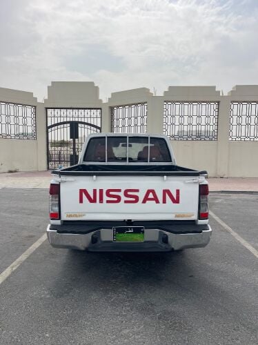 Nissan picup 15 model