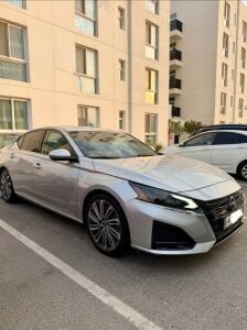 nisssan altima 2023 54k km qr85k