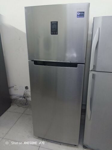 SAMSUNG FRIDGE FOR SELL.