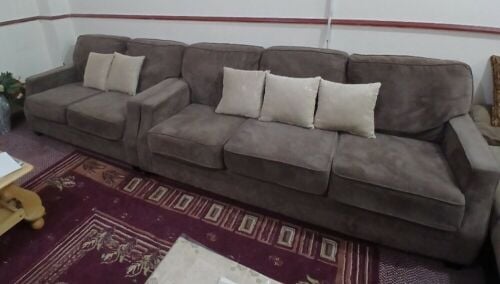 5 seater sofa with cussions