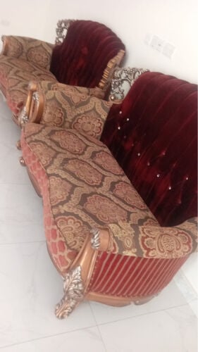 2 sofas in good condition
