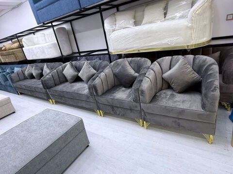FOR SALE READYMADE SOFA 