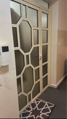 Aluminum door, size 140/230
