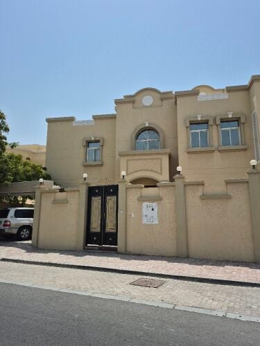 For rent villa in Al Wakra