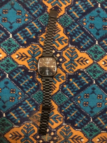 ساعة كاسيو 