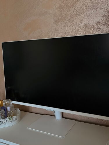 Samsung M5 27” Smart Monitor 