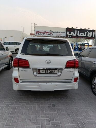 لكزس ال اكس 570