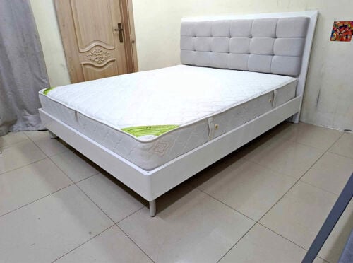 Home centre Queen bed with mattress