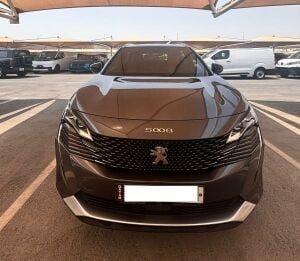 PEUGEOT 5008 GT  (UNDER WARRANTY)