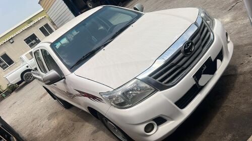 Toyota Hilux for sale 2.7