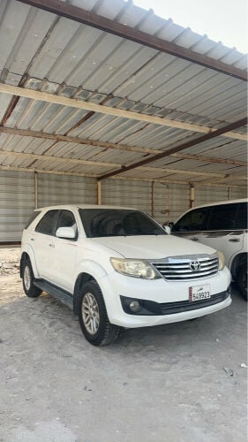 فورشنر نظيف الموتر .