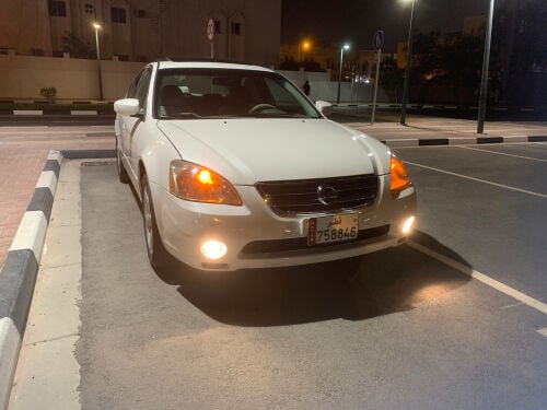 Nissan Altima v6 full option 