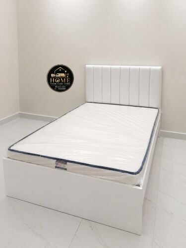 Single bed, bunk bed available