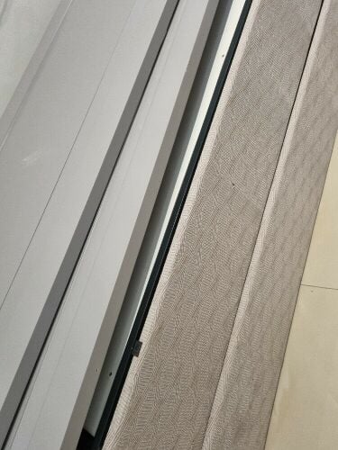 سرير مع المرتبة