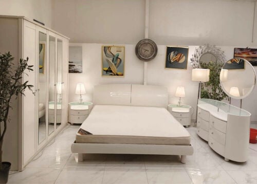 For Sell Bedroom Set With Mattress 