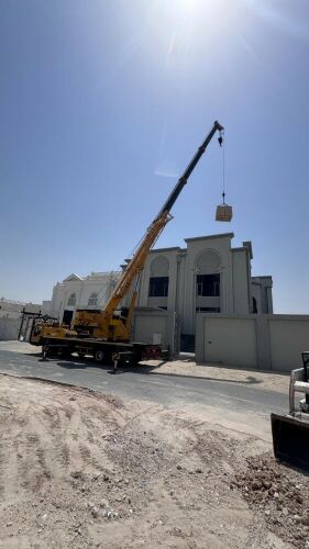 crane for rent contact 5593 6004