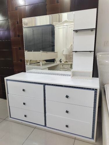 drasing table for sale