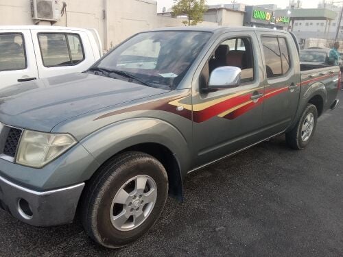 Nissan navara 2010
