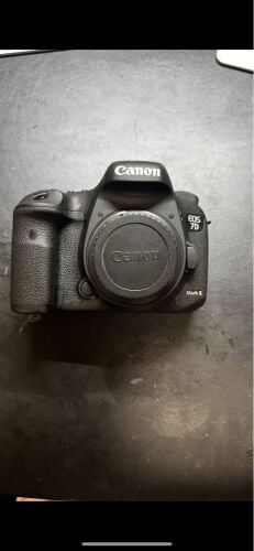 Canon 7Dii Perfect Condition &lens