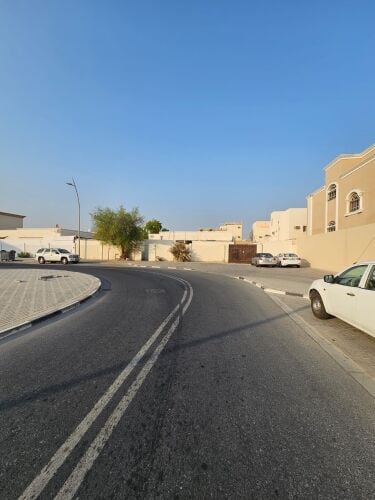 للبيع بيت شعبي في معيذر الجنوبي