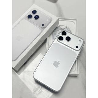 للبيع ايفون 17 بروماكس عربي 