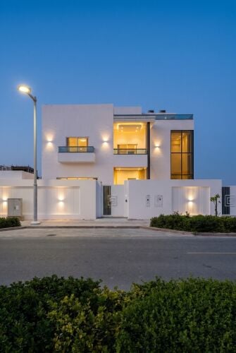 LUXURY VILLA FOR SAIL IN LUSAIL