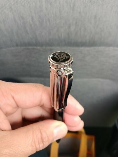 Alfred dunhill pen