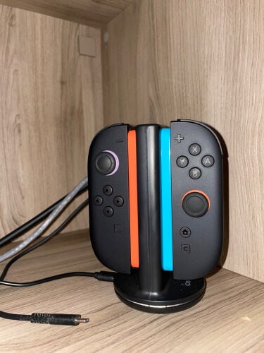 Nintendo switch 2  joy-con  