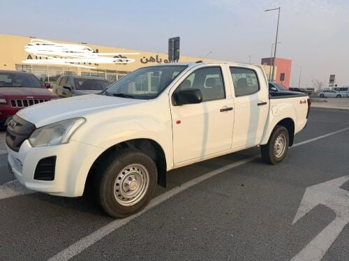 D-MAX 2020