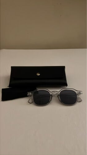 ‏Elegant Sunglasses