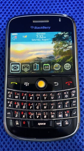 blackberry bold 9000