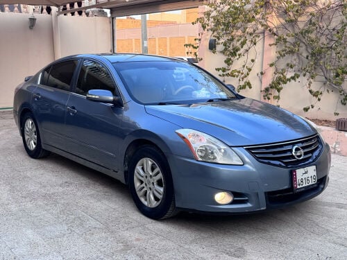 nissan altima