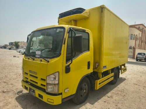 Isuzu 2ton