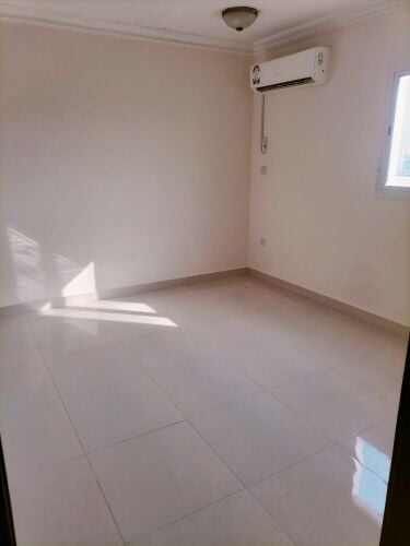 Villa for rent in Izghawa
