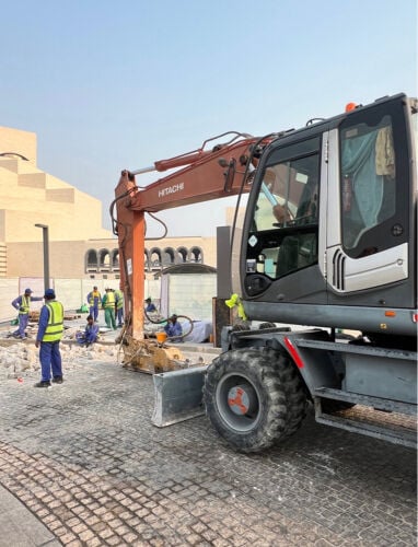 Hitachi 210W