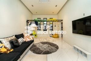 11 BHK Villa for Sale Ain Khaled