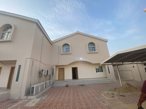 villa. for rent 